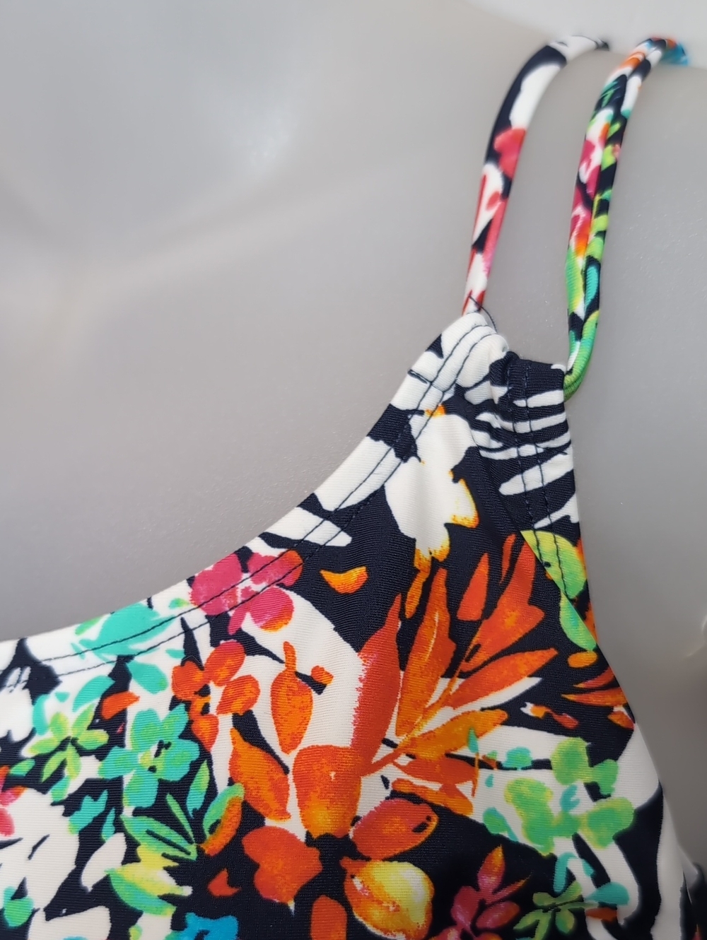 Christina Floral Tankini One Piece Swimsuit  Womens Size 10 D Cup Navy Blue - Picture 4 of 12